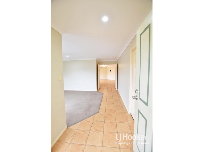 7 Chantrey Court, Kallangur QLD 4503