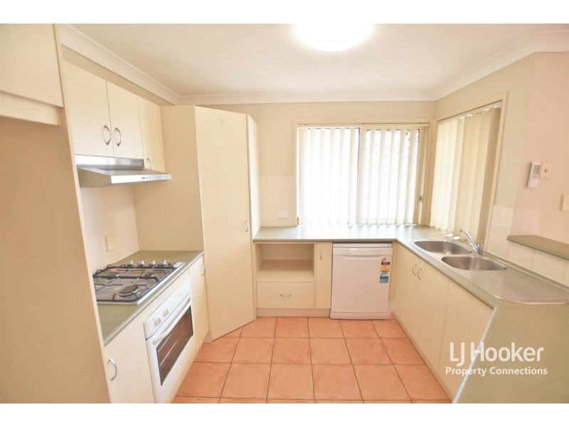 7 Chantrey Court, Kallangur QLD 4503