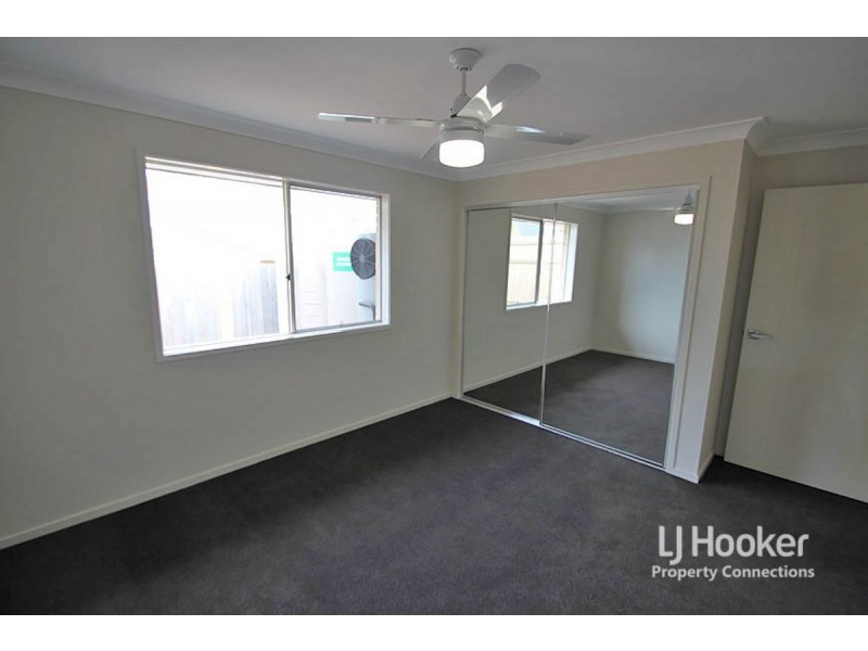 Unit 2/11 Braxlaw Crescent, Dakabin QLD 4503