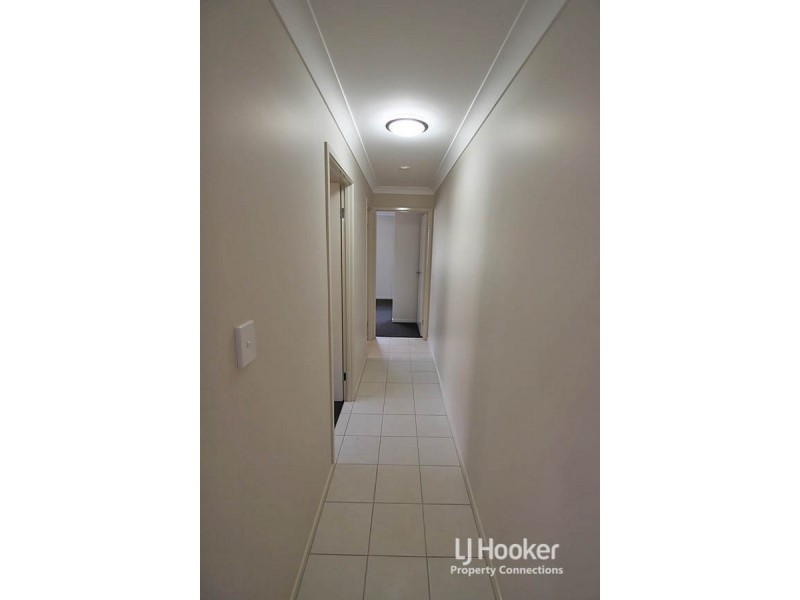 Unit 2/11 Braxlaw Crescent, Dakabin QLD 4503