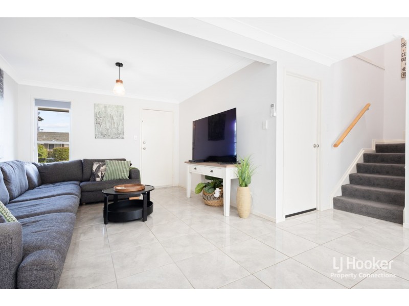6/1 Santa Ana Lane, Griffin QLD 4503