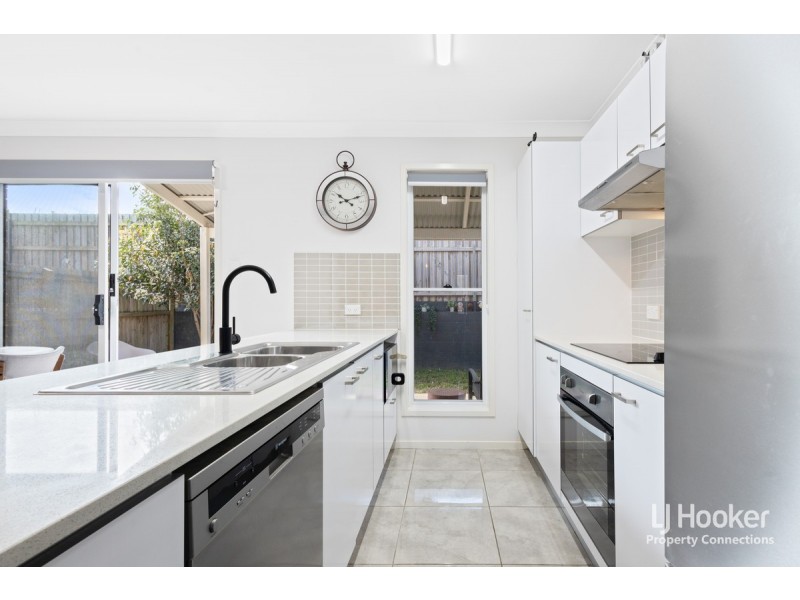 6/1 Santa Ana Lane, Griffin QLD 4503