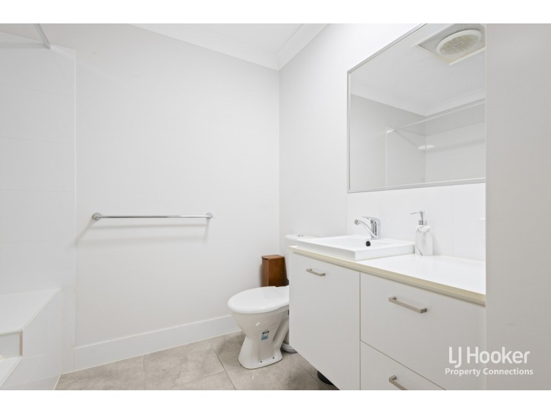 6/1 Santa Ana Lane, Griffin QLD 4503