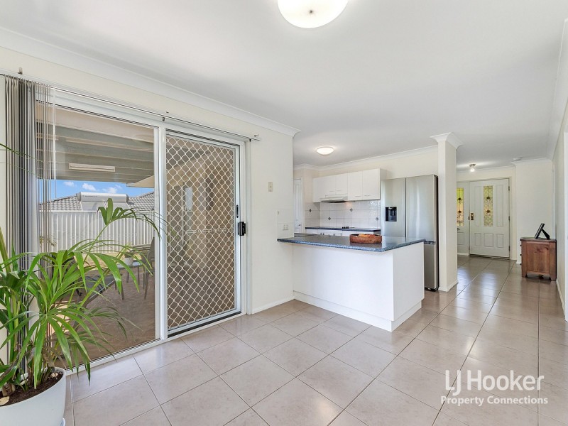 7 Azure Crescent, Griffin QLD 4503