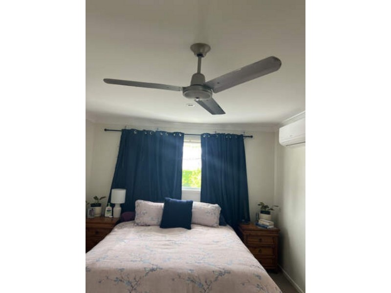 1/18 Birchgrove Crescent, Kallangur QLD 4503