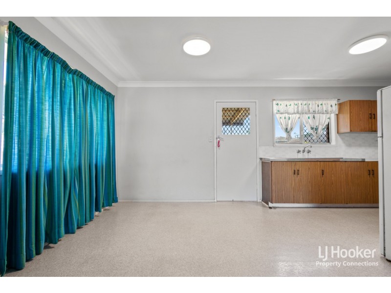 27 Peter Street, Strathpine QLD 4500