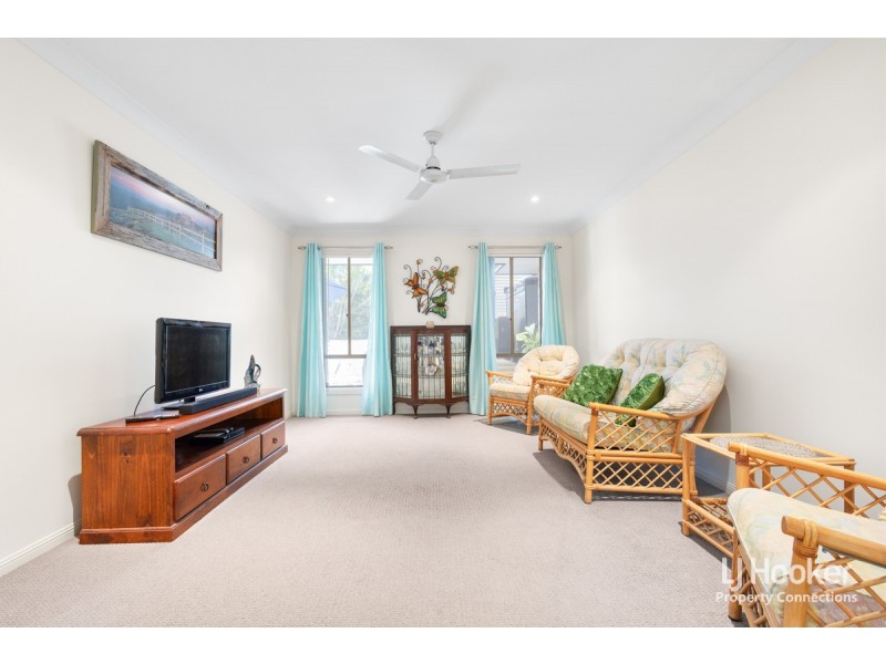 19 Duporth Crescent, Dakabin QLD 4503