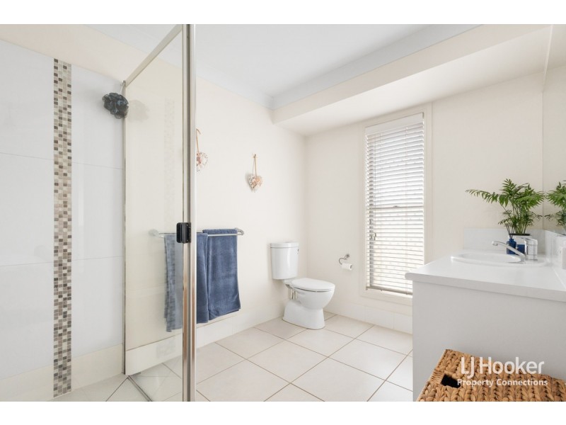 19 Duporth Crescent, Dakabin QLD 4503