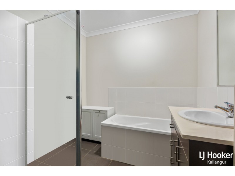 37 Birchgrove Crescent, Kallangur QLD 4503