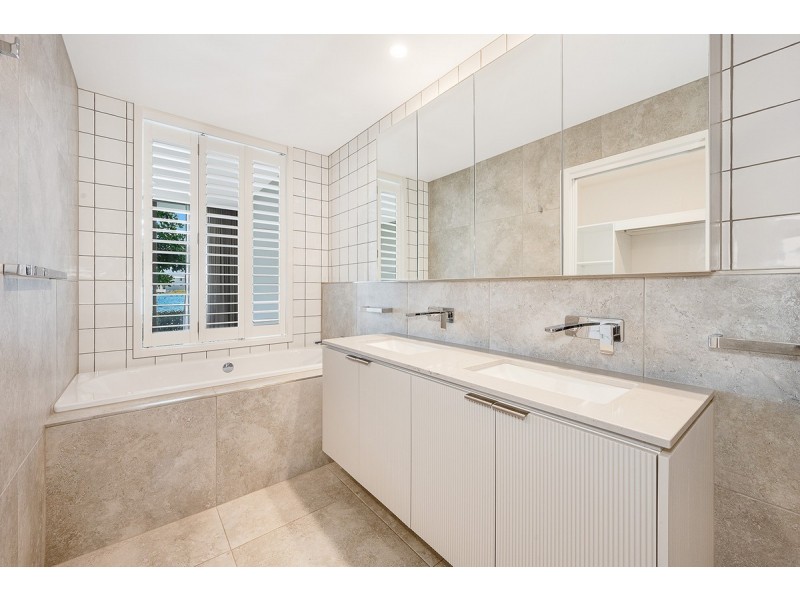 101/15 Aqua Street, Newport QLD 4020