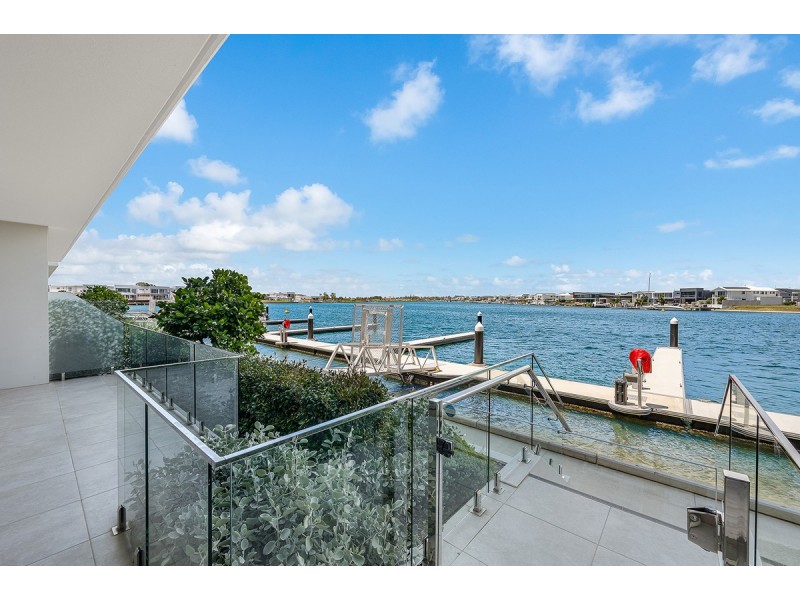 101/15 Aqua Street, Newport QLD 4020