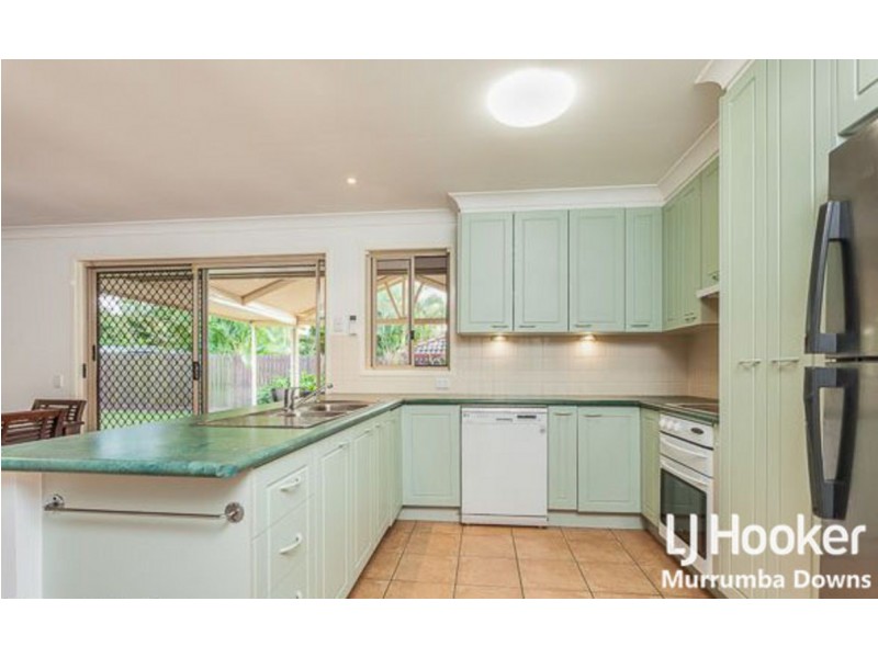 8 Burnett Drive, Murrumba Downs QLD 4503