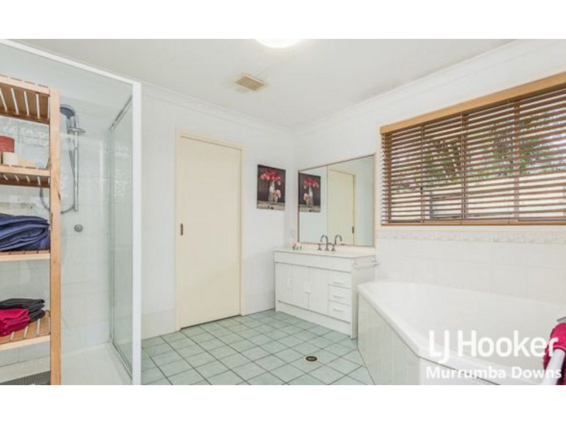 8 Burnett Drive, Murrumba Downs QLD 4503