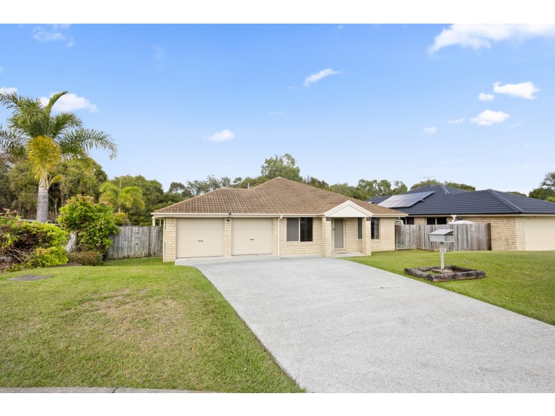 18 Huron Place, Narangba QLD 4504