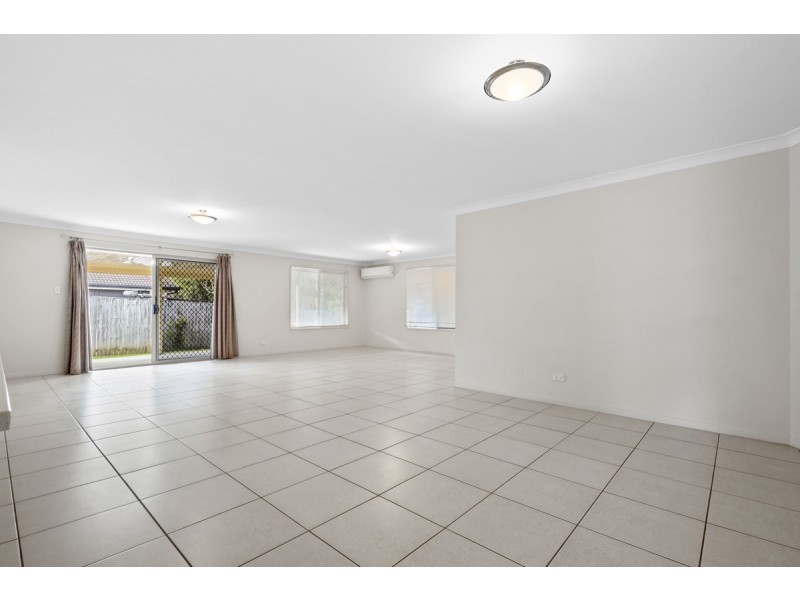 18 Huron Place, Narangba QLD 4504