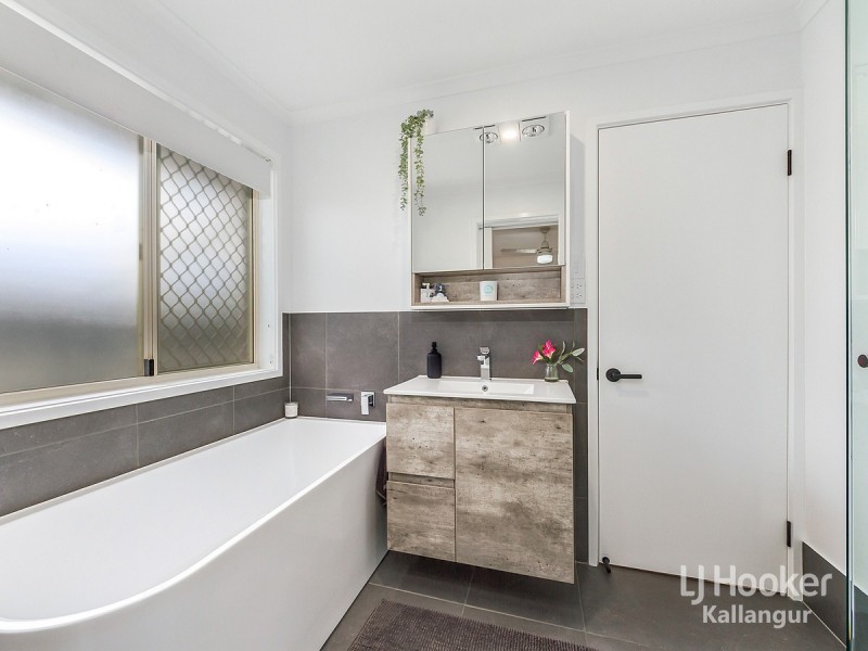 6 Garden Terrace, Kallangur QLD 4503
