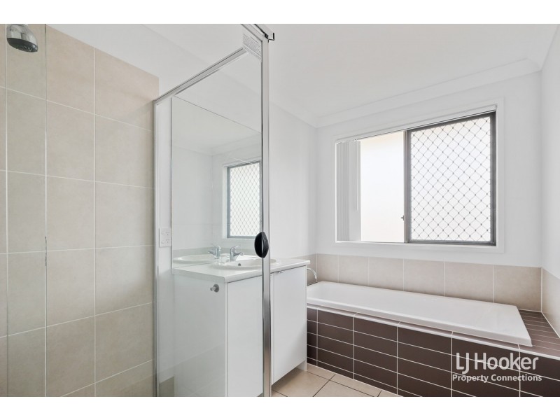 8 Zephyr Street, Griffin QLD 4503