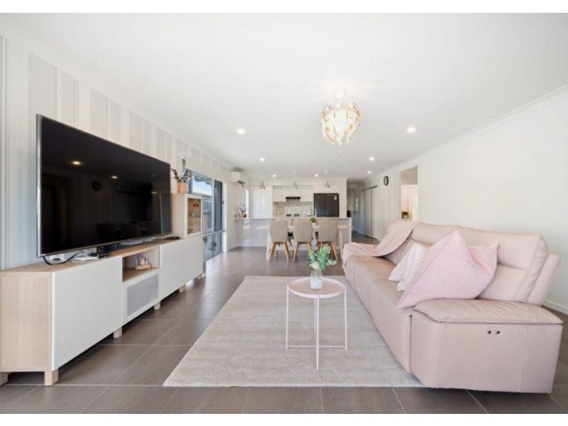 24 Amaranthine Street, Mango Hill QLD 4509