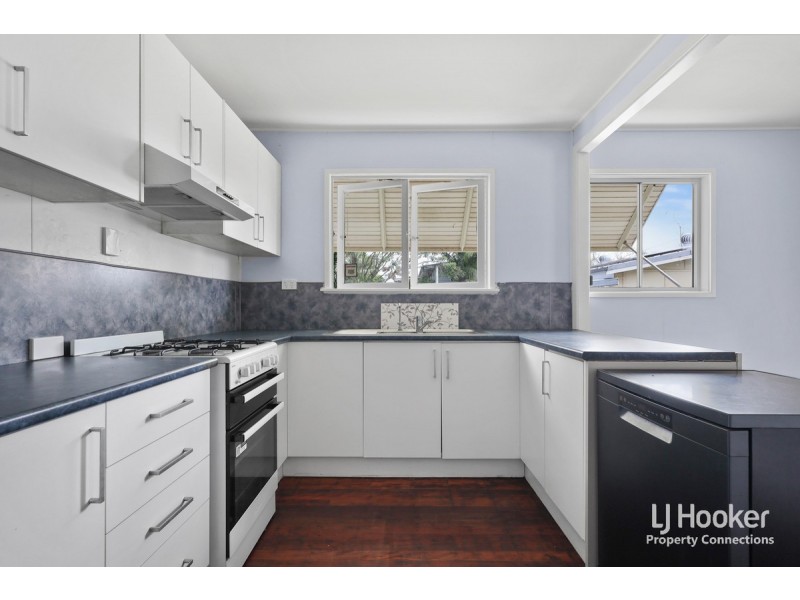 34 Andrew Street, Kallangur QLD 4503