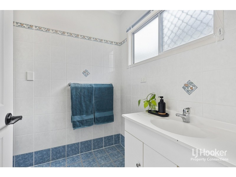 12 Patterson Street, Petrie QLD 4502