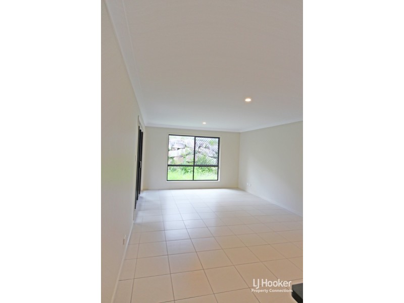 24 Mersey Street, North Lakes QLD 4509