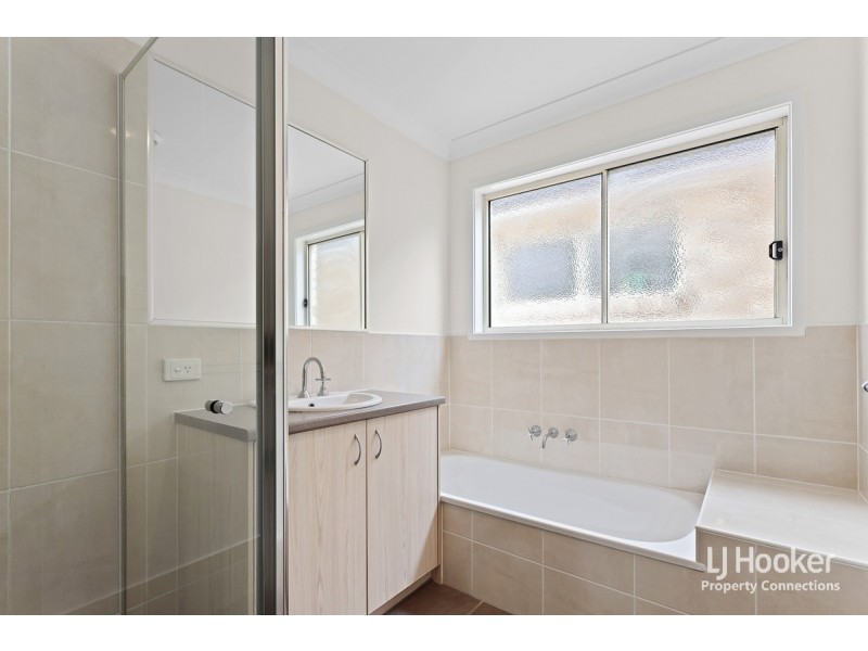 4/3 Patterson Street, Petrie QLD 4502