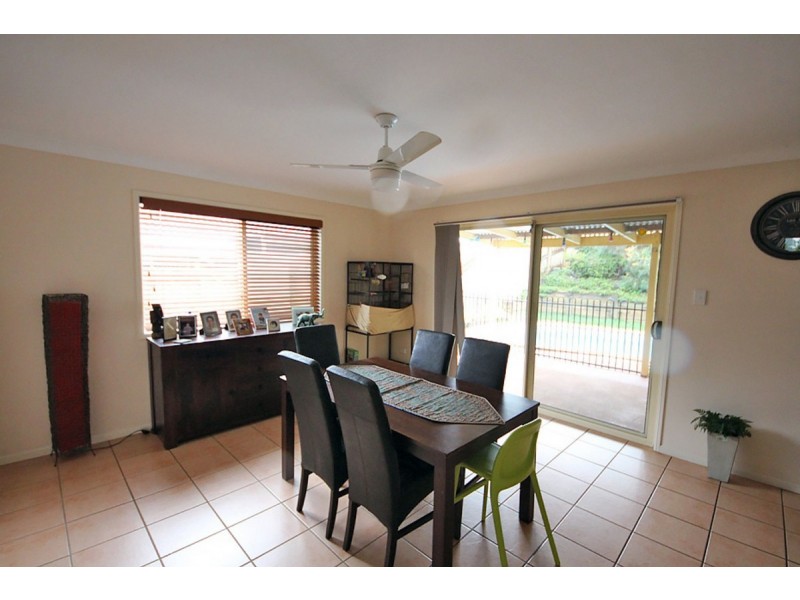 13 Esk Place, Kallangur QLD 4503