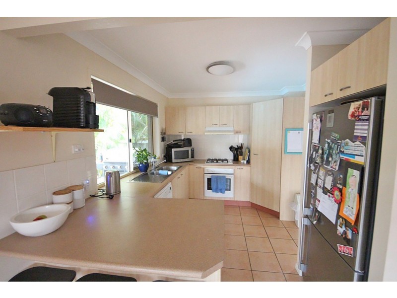 13 Esk Place, Kallangur QLD 4503