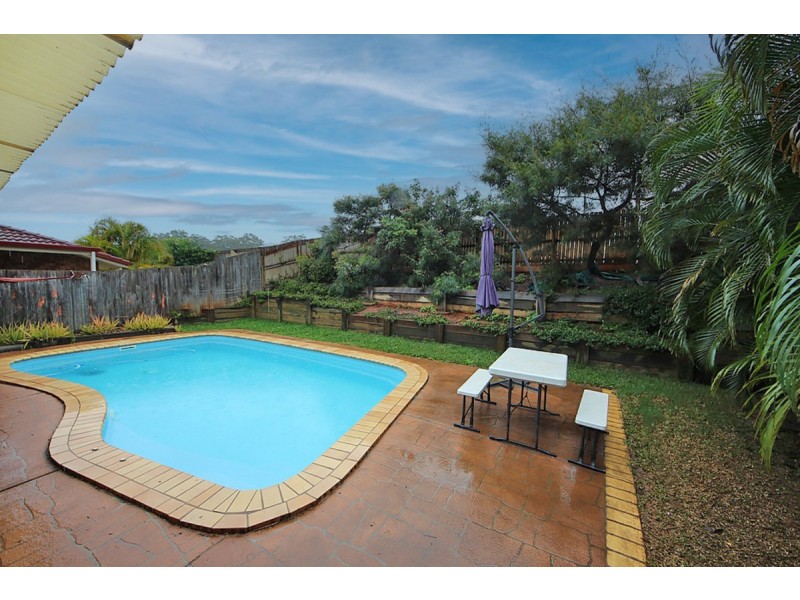 13 Esk Place, Kallangur QLD 4503