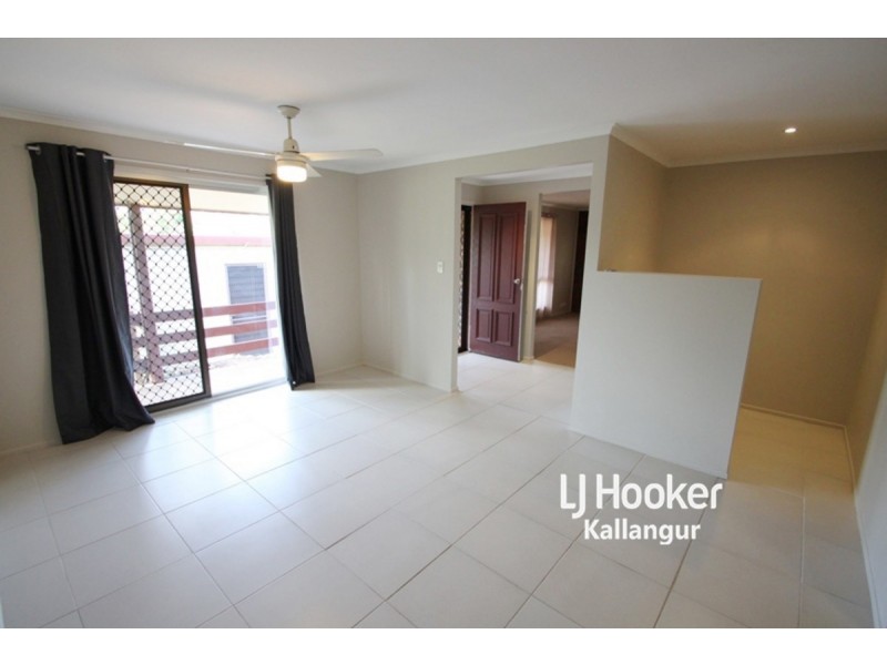 8 Lucas Court, Kallangur QLD 4503