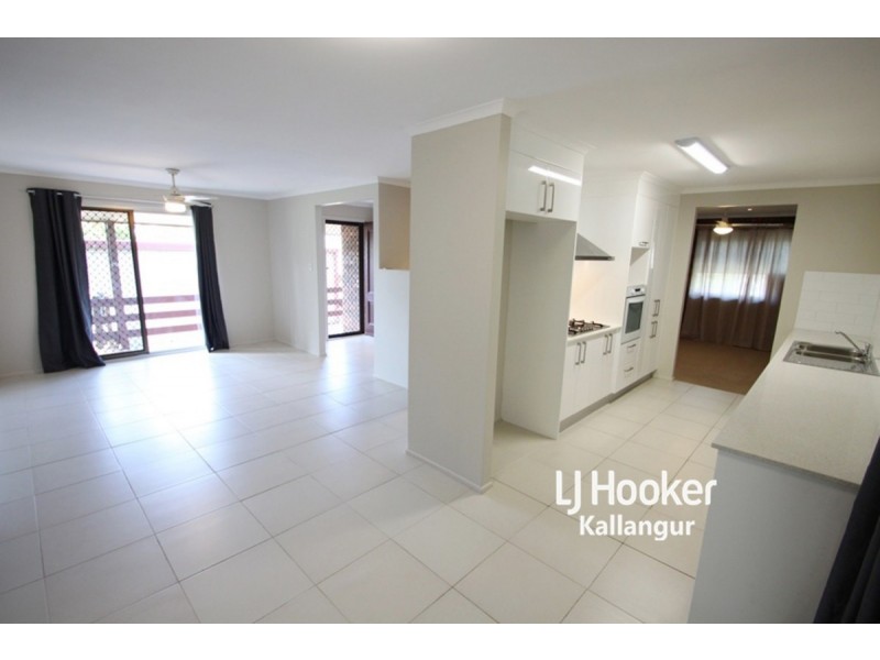 8 Lucas Court, Kallangur QLD 4503