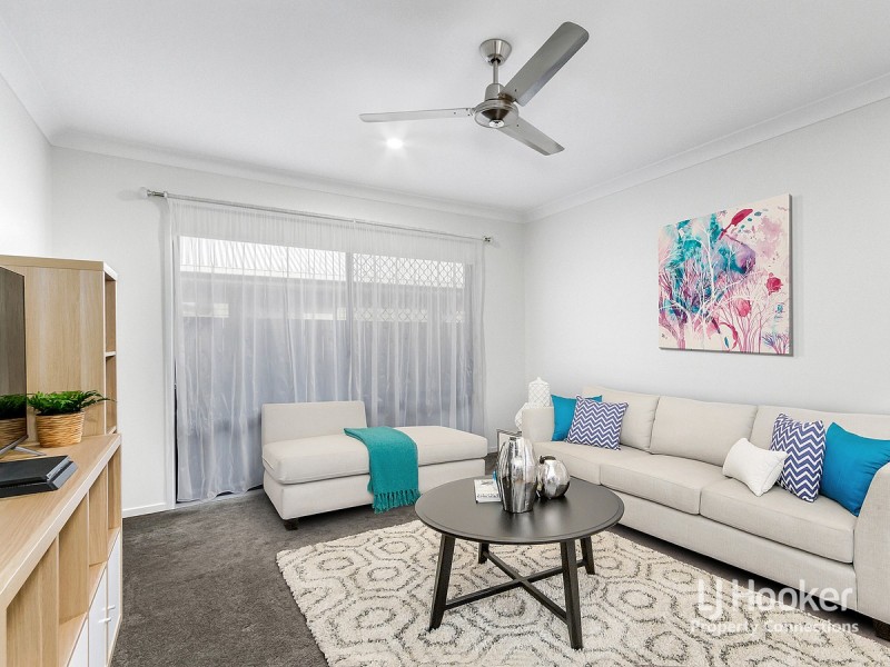 25 Duporth Crescent, Dakabin QLD 4503