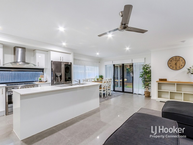 25 Duporth Crescent, Dakabin QLD 4503