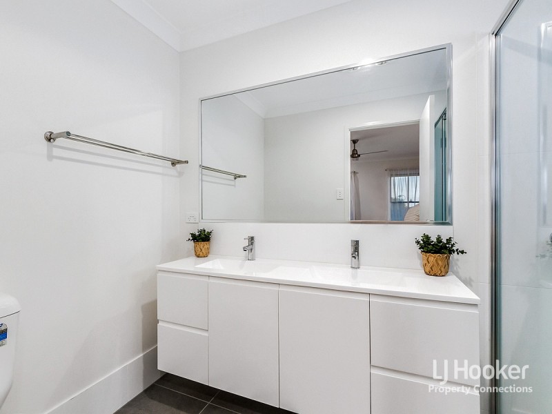 25 Duporth Crescent, Dakabin QLD 4503