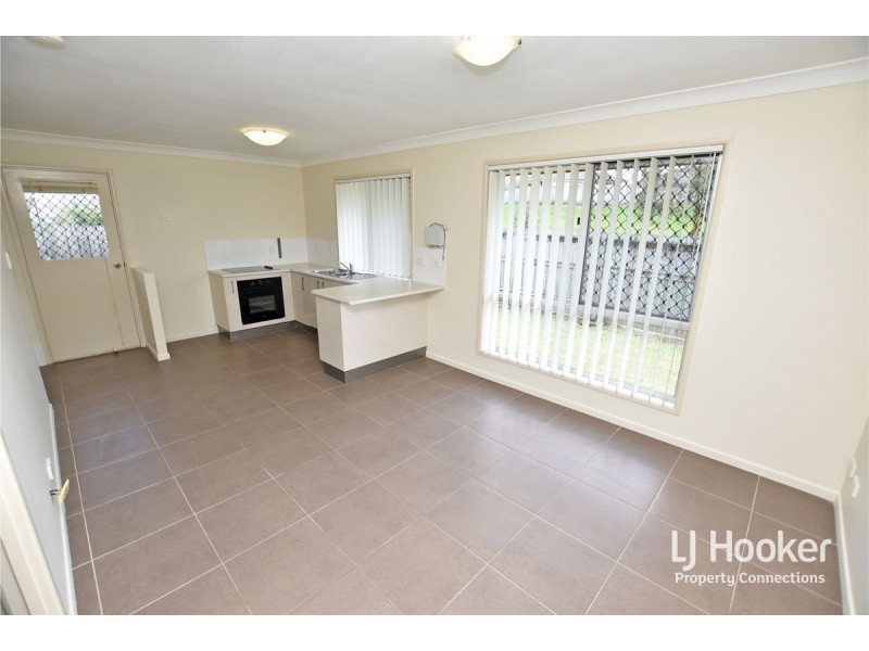 2/19 Fairlie Court, Kallangur QLD 4503