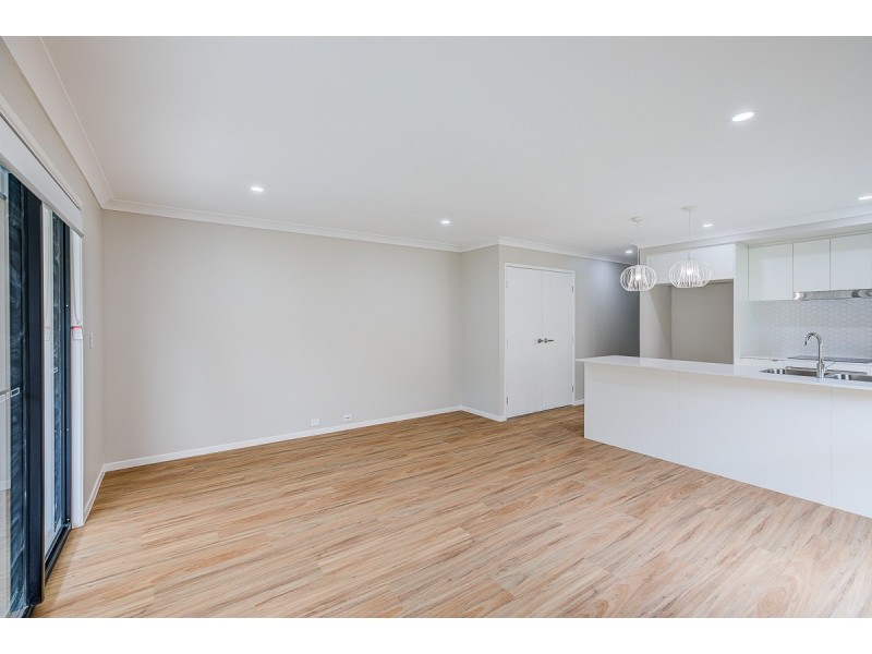 9 Fiennes Road, Logan Reserve QLD 4133