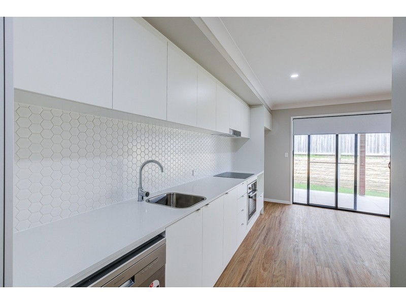 9 Fiennes Road, Logan Reserve QLD 4133