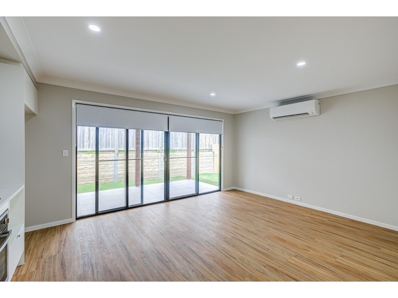 9 Fiennes Road, Logan Reserve QLD 4133