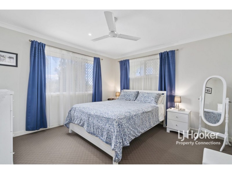 4/20 Armstrong Street, Petrie QLD 4502