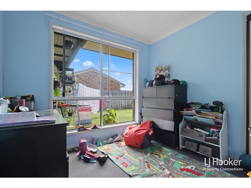 19 Carmela Crescent, Morayfield QLD 4506