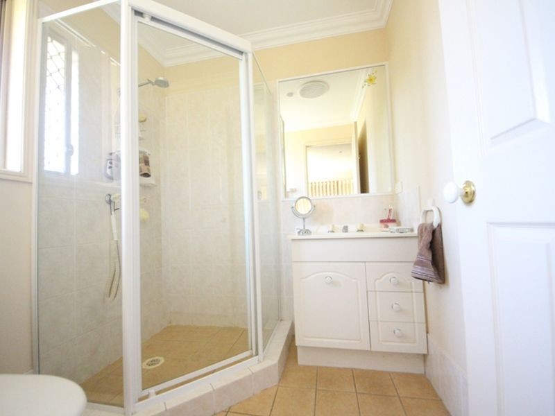 11 Faraday Court, Kallangur QLD 4503