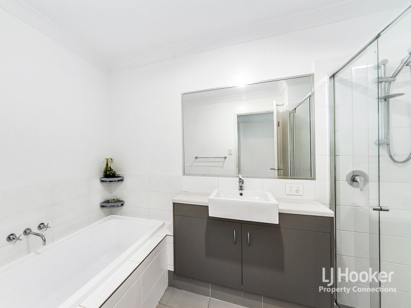 60 Elderflower Circuit, Griffin QLD 4503