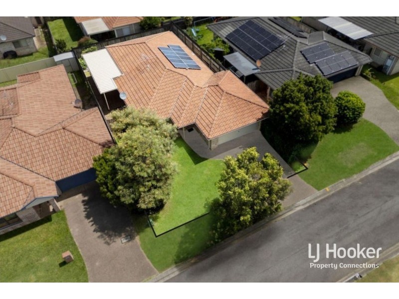 19 Mowbray Court, Kallangur QLD 4503