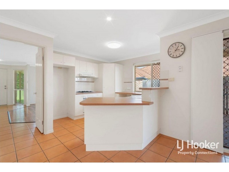 19 Mowbray Court, Kallangur QLD 4503