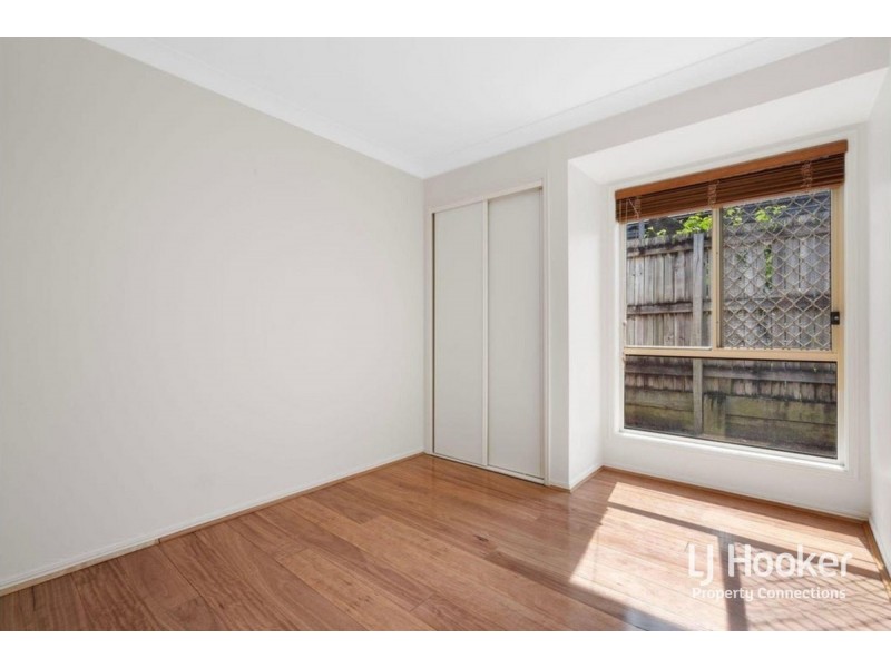 19 Mowbray Court, Kallangur QLD 4503