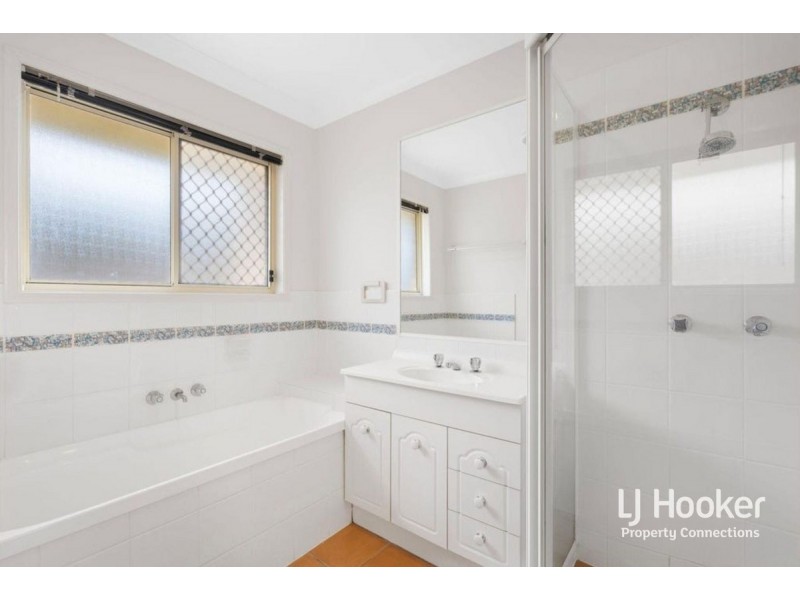 19 Mowbray Court, Kallangur QLD 4503