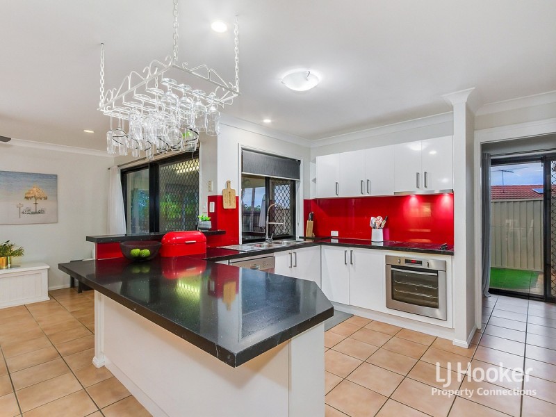 4 Rainbow Court, Griffin QLD 4503