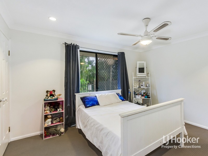 4 Rainbow Court, Griffin QLD 4503