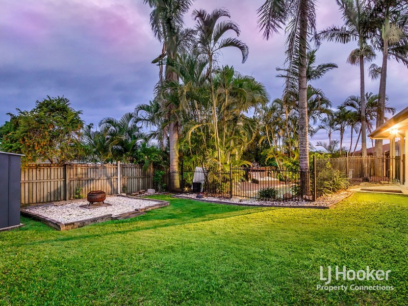 4 Rainbow Court, Griffin QLD 4503