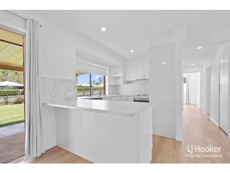 9 Theten Court, Kallangur QLD 4503